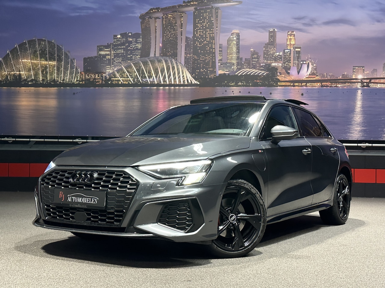 Audi A3 Sportback - 40 TFSI e 3xS-Line B&o|Sfeer|Camera|Panorama - AutoWereld.nl