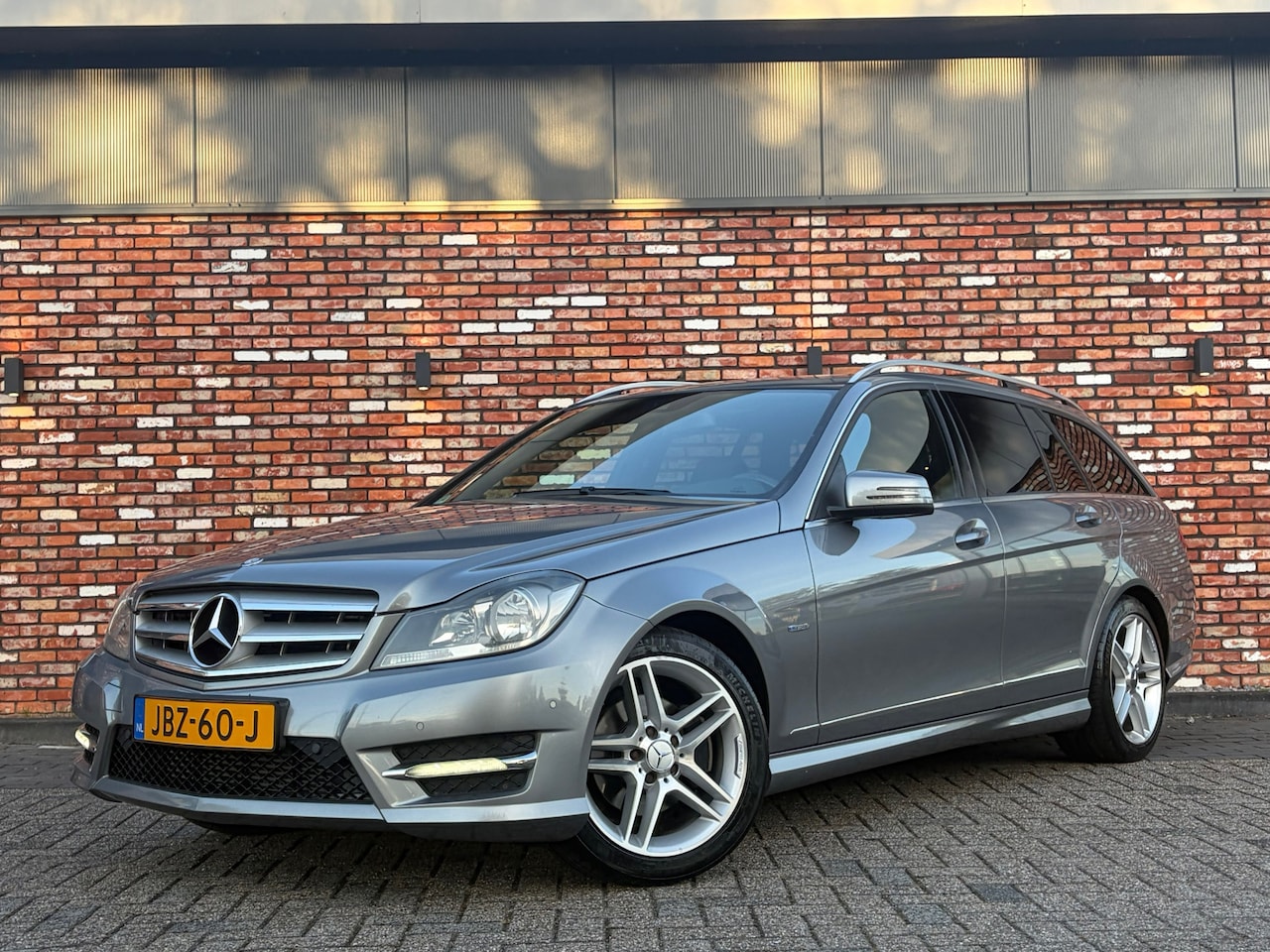 Mercedes-Benz C-klasse Estate - 200 AMG Automaat Nav/Cruise Pdc Stoelverw Facelift Dealer-Onderhouden! - AutoWereld.nl