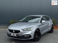 SEAT Leon - Hatchback 1.0 eTSI Style | Automaat | Camera | Zeer zuinig