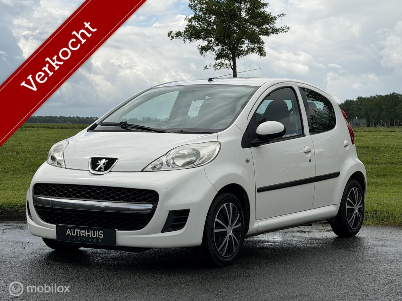 Peugeot 107 - 1.0-12V Urban Move 1.0-12V Urban Move - AutoWereld.nl