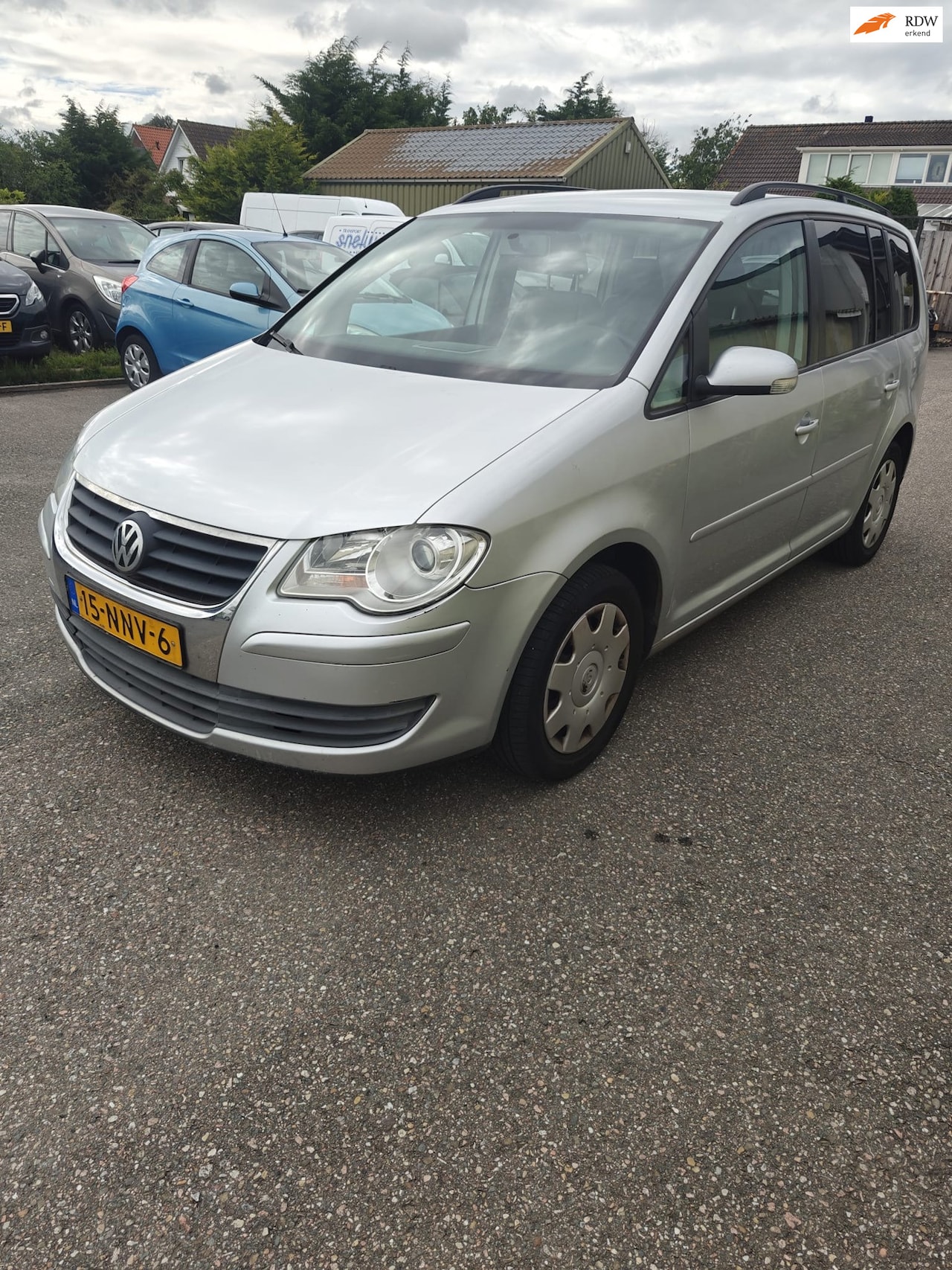 Volkswagen Touran - 1.6 Comfortline Business 7PRS - AutoWereld.nl