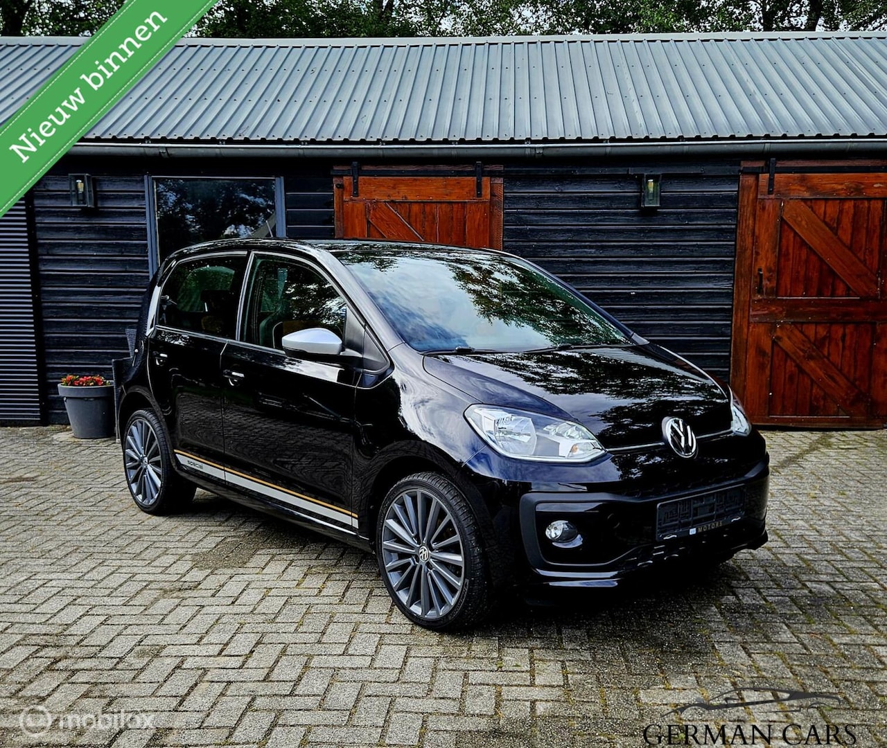 Volkswagen Up! - UP Savana GOLD Edition FACELIFT - AutoWereld.nl