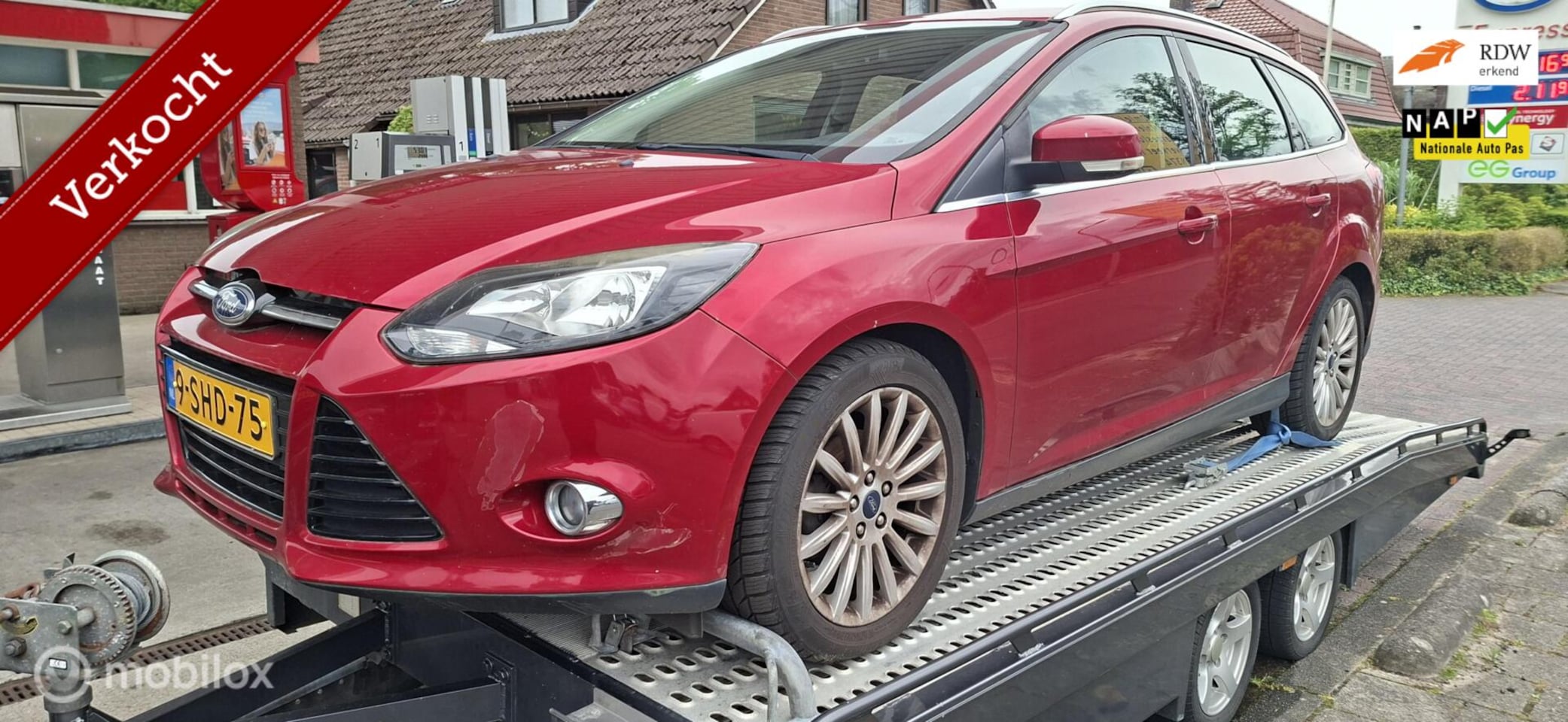 Ford Focus - 1.0 EcoBoost Titanium 1.0 EcoBoost Titanium (((( koppakking lek )))) - AutoWereld.nl