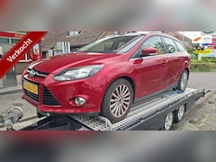 Ford Focus - 1.0 EcoBoost Titanium (((( koppakking lek ))))