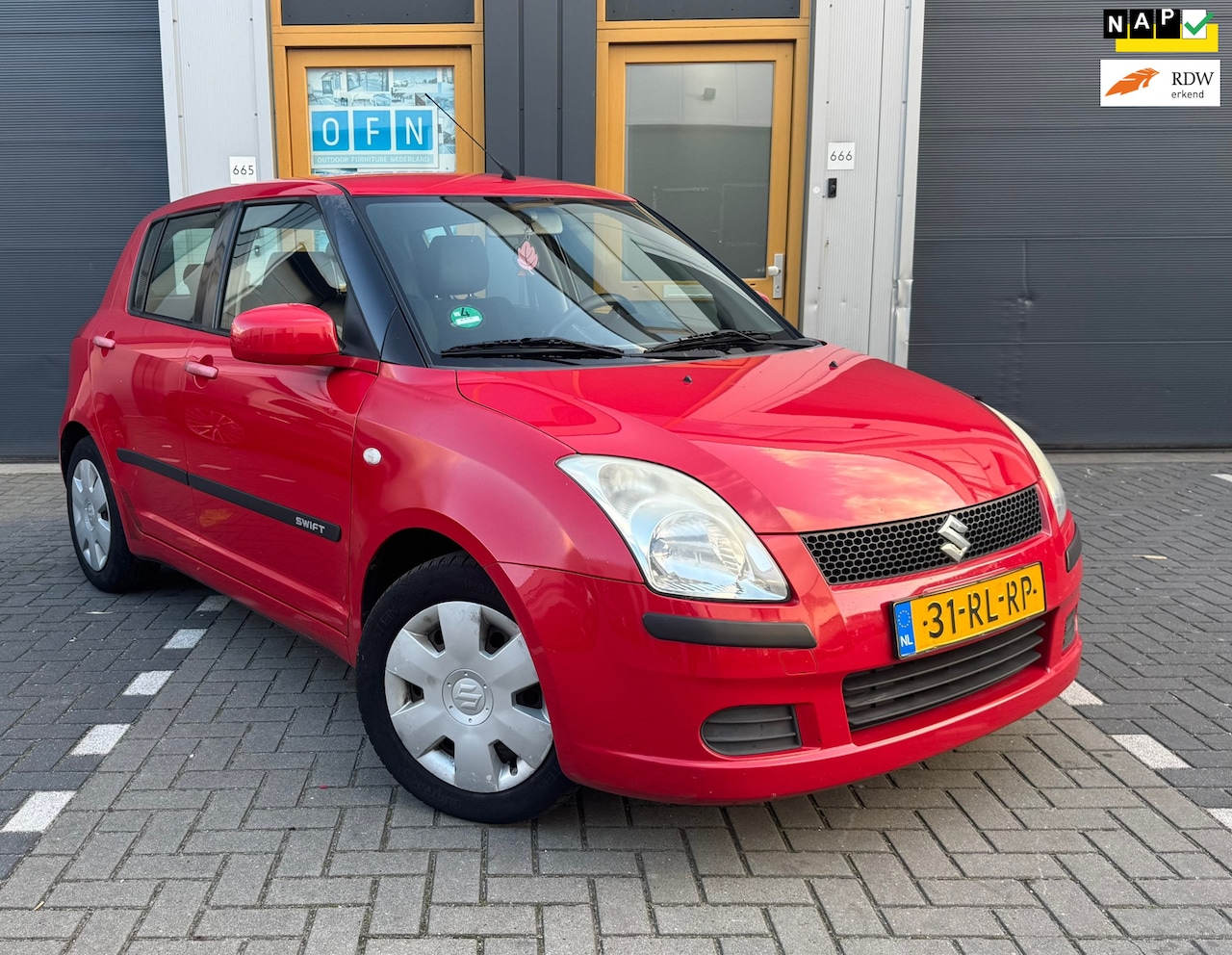Suzuki Swift - 1.3 GLS-Airco - AutoWereld.nl