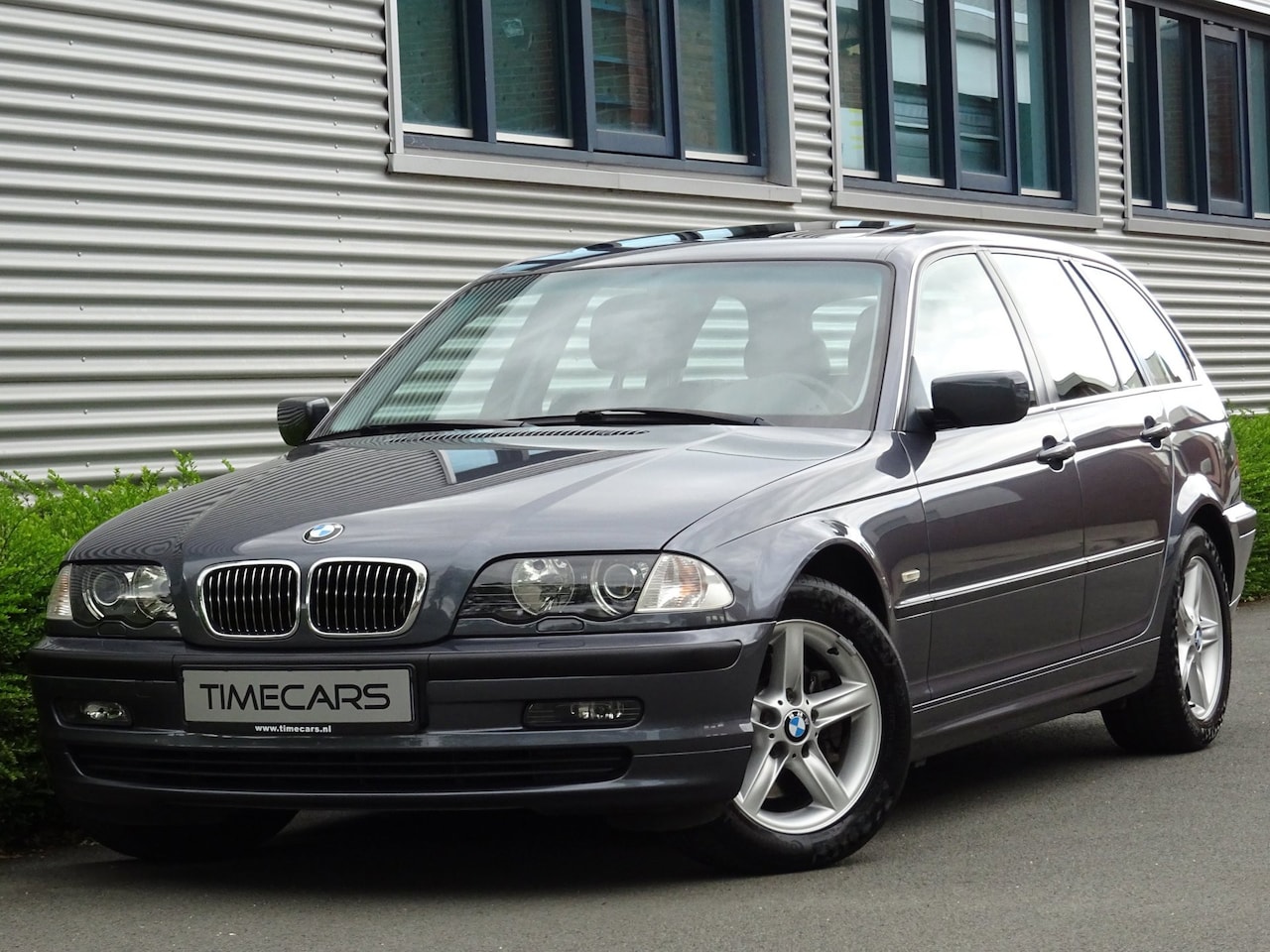 BMW 3-serie Touring - 325 I Automaat Eerste Eigenaar - AutoWereld.nl