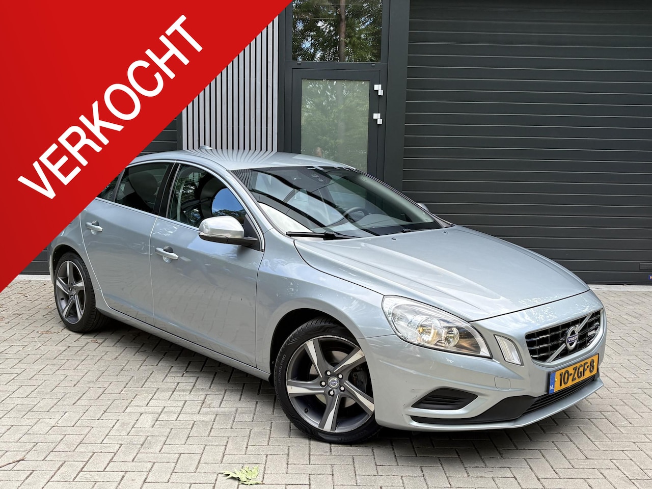 Volvo S60 - 1.6 T4 R-Design 1.6 T4 R-Design - AutoWereld.nl