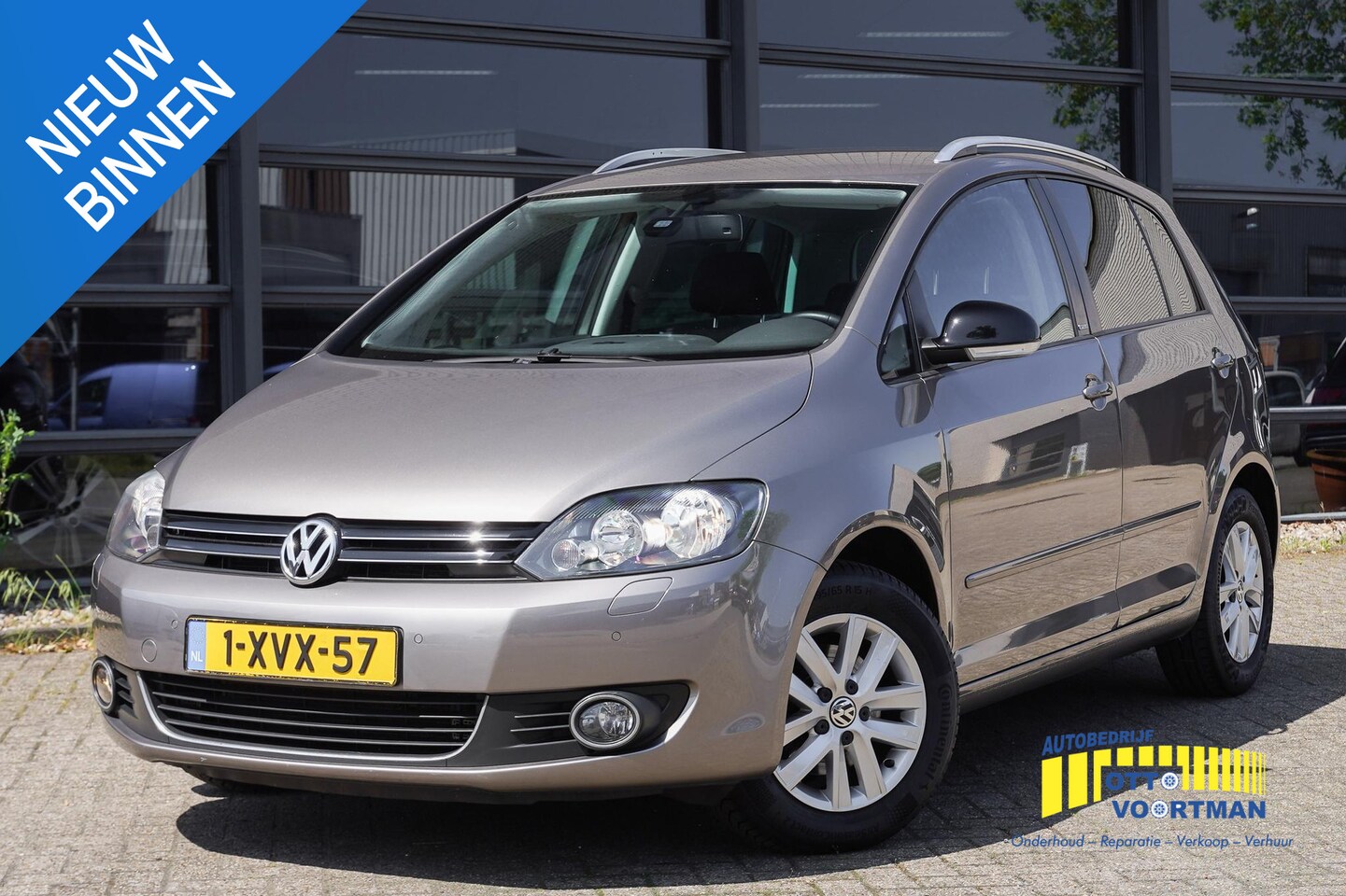 Volkswagen Golf Plus - 1.2 TSI Aut. Highline Trekhaak|Zuinig|PDC - AutoWereld.nl