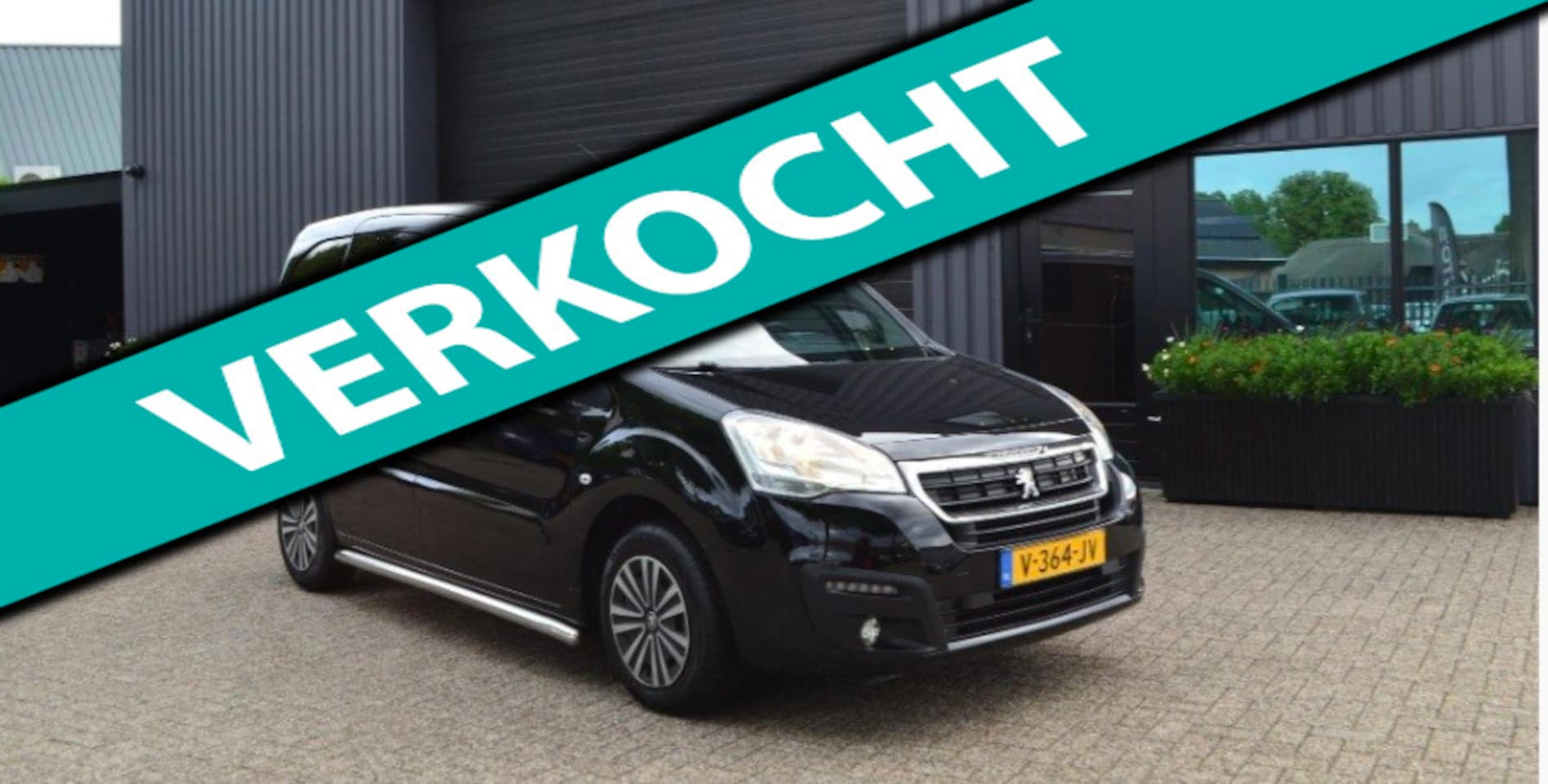 Peugeot Partner - 120 1.6 BlueHDi 100 L1 Premium Pack 120 1.6 BlueHDi 100 L1 Premium Pack S&S - AutoWereld.nl