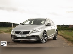 Volvo V40 Cross Country - 2.0 T5 AWD Summum|Trekhaak|H&K Audio