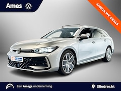 Volkswagen Passat Variant - 1.5 eTSI 150pk DSG R-Line Edition | Panoramadak | Parkeersensoren voor & achter | Achterui