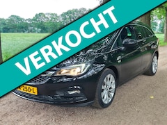 Opel Astra Sports Tourer - 1.4 veel luxe en weinig KM