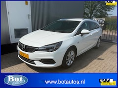 Opel Astra Sports Tourer - 1.2 Business Elegance / 1E EIGENAAR / TREKHAAK / CAMERA / NAVIGATIE / AIRCO / CRUISE CONTR