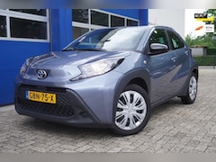 Toyota Aygo X - 1.0 VVT-i MT Play