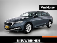 Skoda Octavia Combi - 1.0 e-TSI Business Edition Plus Automaat | Apple Carplay/Android Auto | Achteruitrijcamera