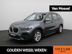 BMW X1 - xDrive25e Executive | Automaat | Camera | Navigatie | Climate Control |