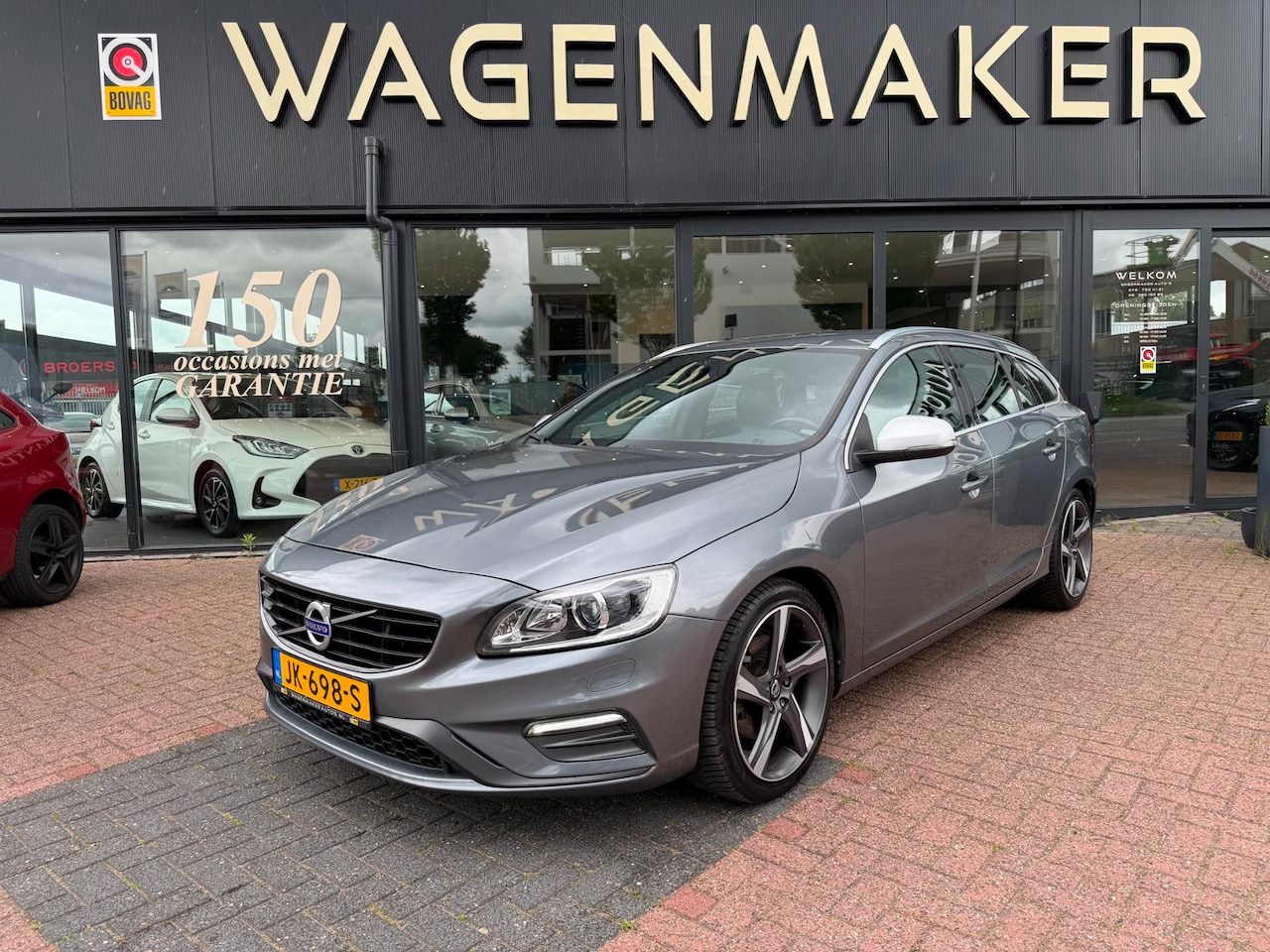 Volvo V60 - 1.5 T3 Summum AUT|Navi|Cruise|Stoelvw|DealerOH! - AutoWereld.nl