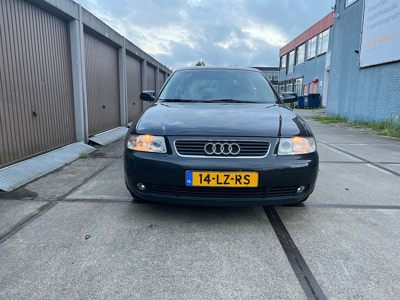 Audi A3 - 1.6 Attraction - AutoWereld.nl