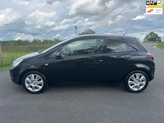 Opel Corsa - 1.4-16V Color Edition
