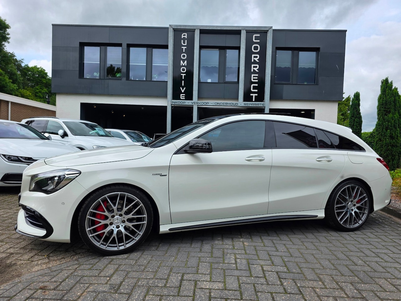 Mercedes-Benz CLA-klasse Shooting Brake - AMG 45 Vol optie - AutoWereld.nl