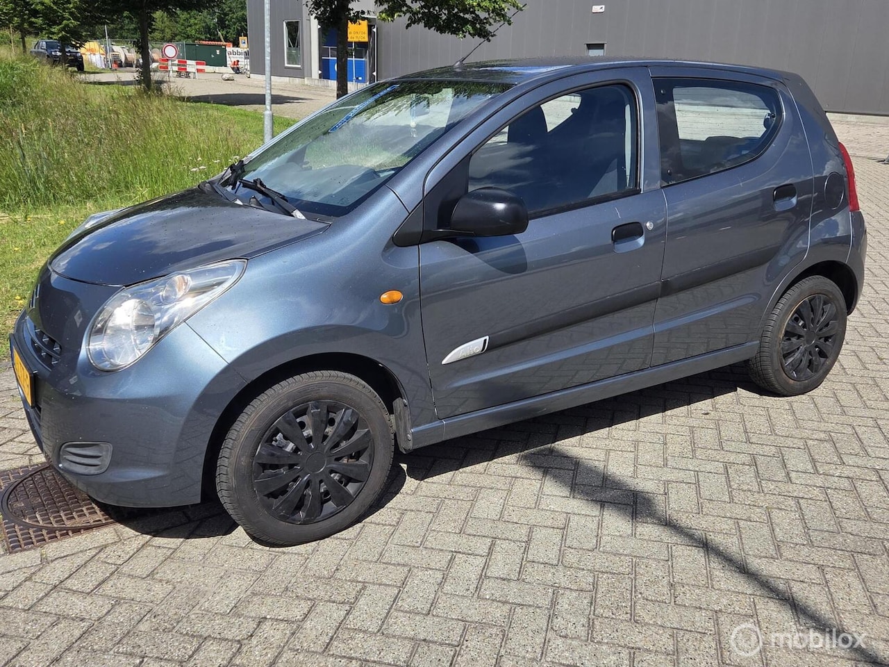 Suzuki Alto - 1.0 - AutoWereld.nl