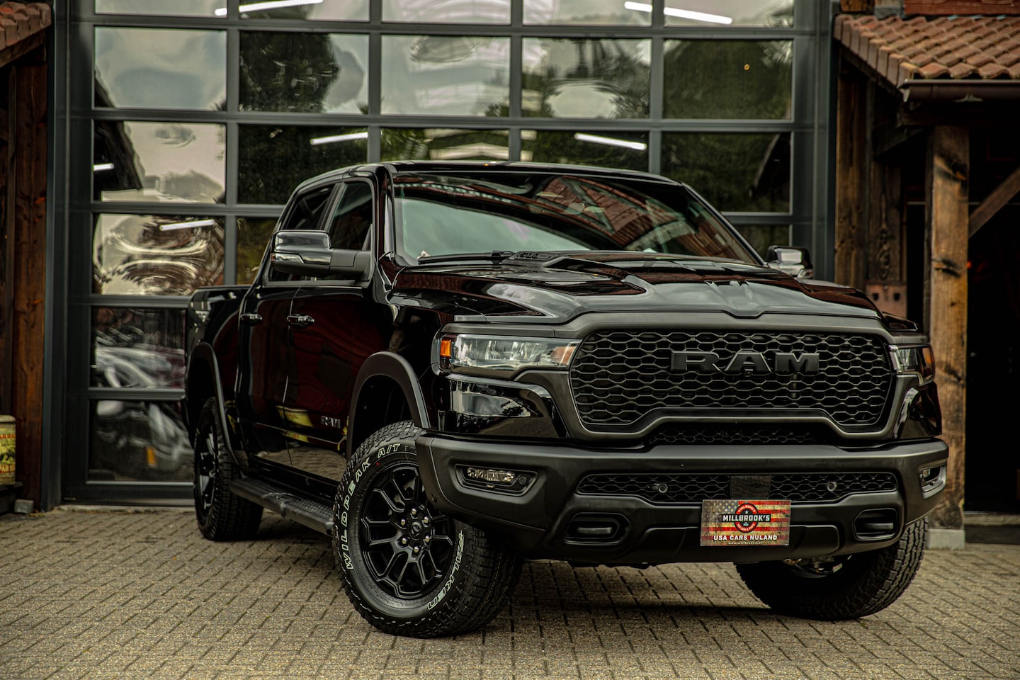 Dodge Ram 1500 - Dodge Rebel Night Hurricane | Full option | tot 2030 binnestad in  | - AutoWereld.nl