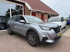 Peugeot 2008 - 1.2 PURE TECH BLUE LEASE ACTIVE SLECHTS 48.493 KM