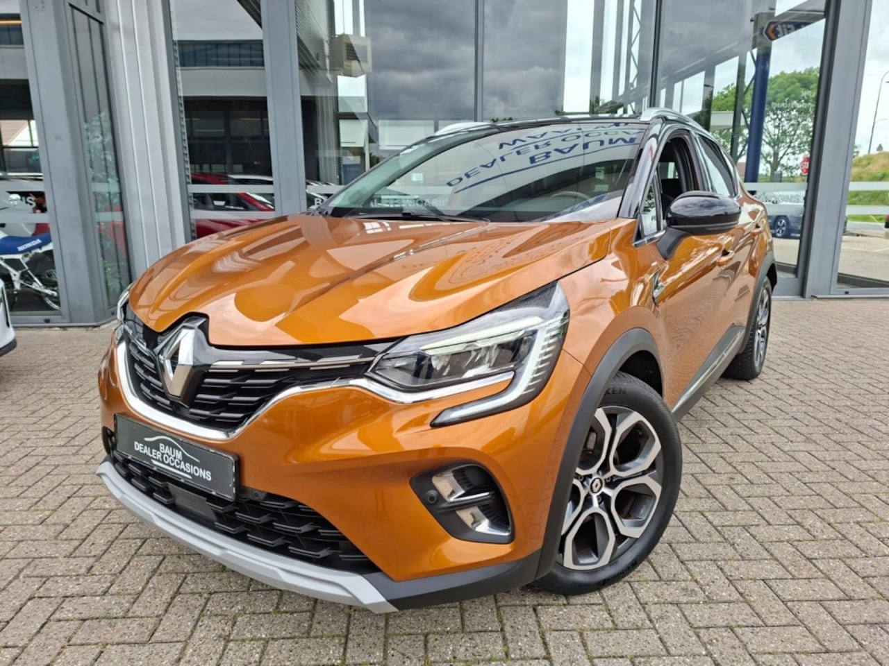 Renault Captur - 1.6 PHEV 160 INTENS AUTOMAAT NAVI LMV PDC-CAMERA STOELVW - AutoWereld.nl