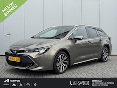 Toyota Corolla Touring Sports - 1.8 Hybrid Dynamic / Navigatie / All season banden / Stoelverwarming /