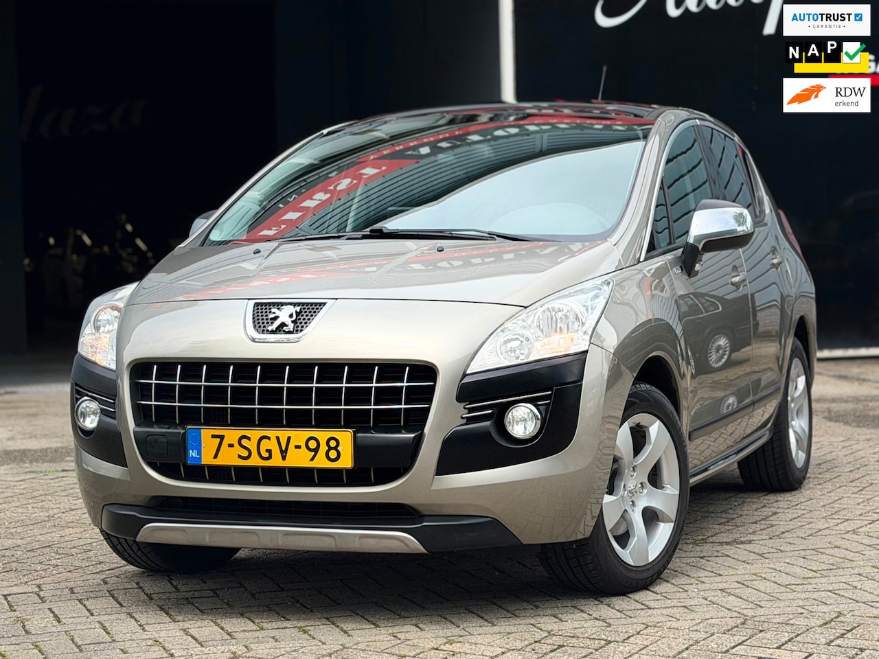 Peugeot 3008 - 1.6 THP Style PANO/NAVI/6-BAK/PDC/CRUISE/AIRCO | KEURIGE AUTO ! - AutoWereld.nl