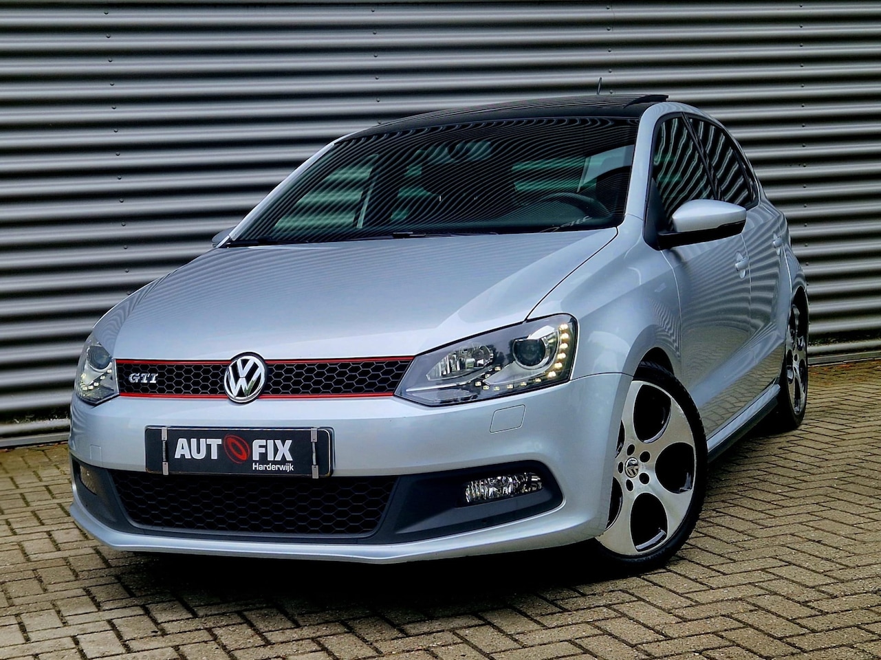 Volkswagen Polo - 1.4 TSI GTI / DSG / Pano / Stoelverw/ Voll - AutoWereld.nl