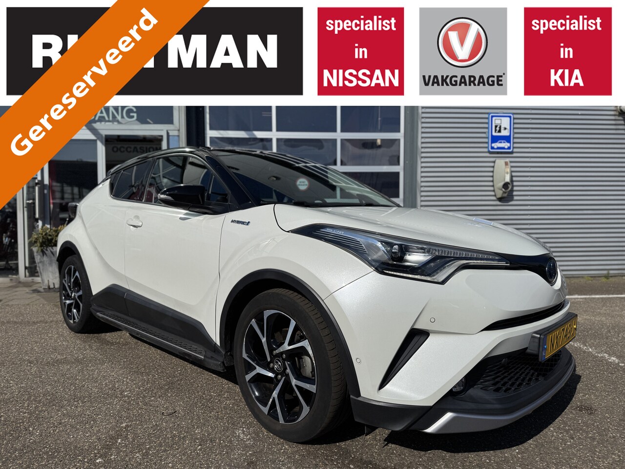 Toyota C-HR - 1.8 Hybrid Bi-Tone Plus 1.8 Hybrid Bi-Tone Plus - AutoWereld.nl