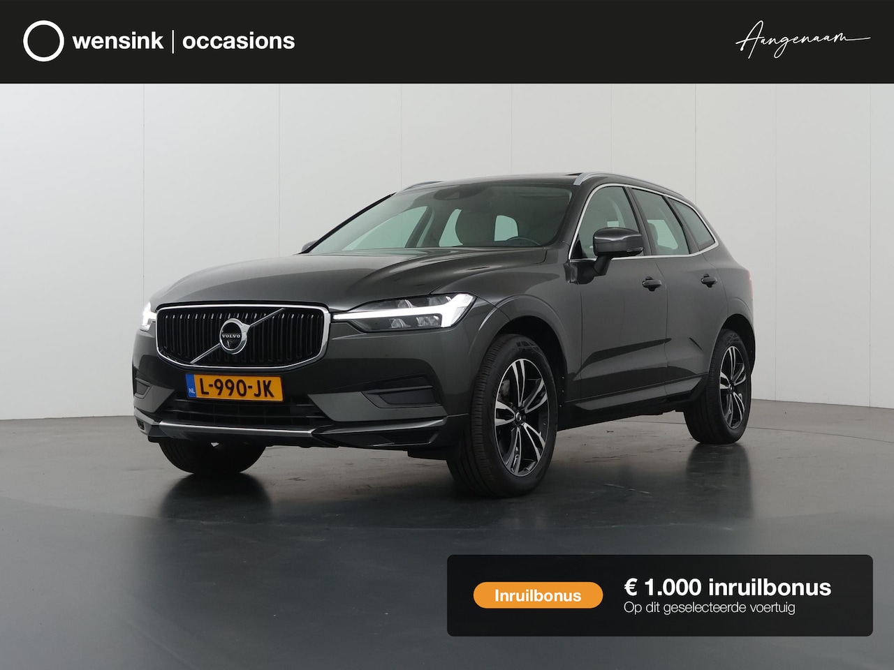 Volvo XC60 - 2.0 B5 Momentum Exclusive | Elek. Trekhaak | Panoramadak | Elek. Comfortstoelen met Geheug - AutoWereld.nl