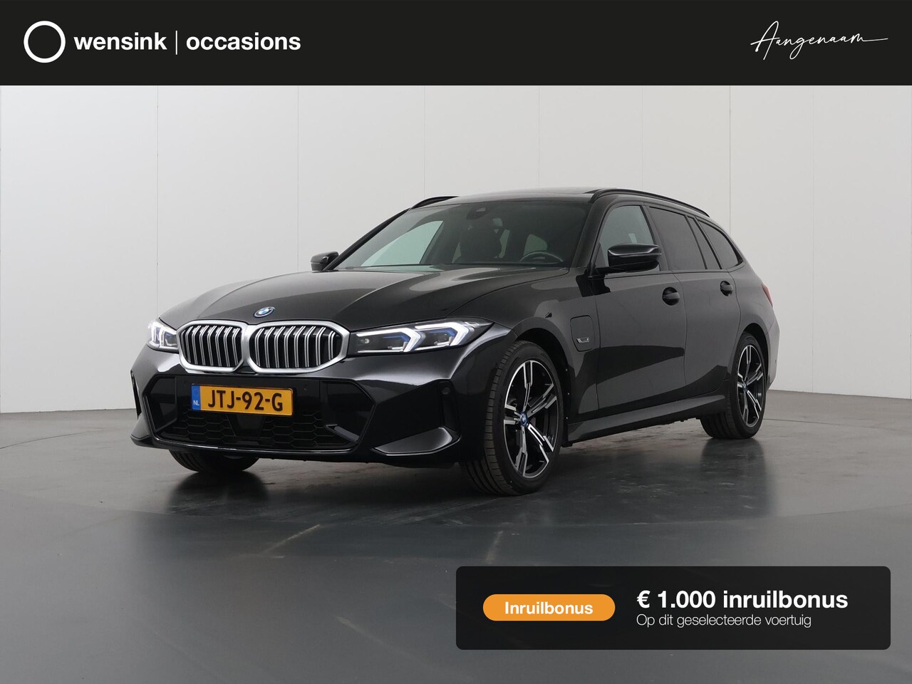 BMW 3-serie Touring - 330e xDrive | M-Pakket | Panoramadak | HUD | Curved Display | Ele.verstelbare stoelen + Ge - AutoWereld.nl