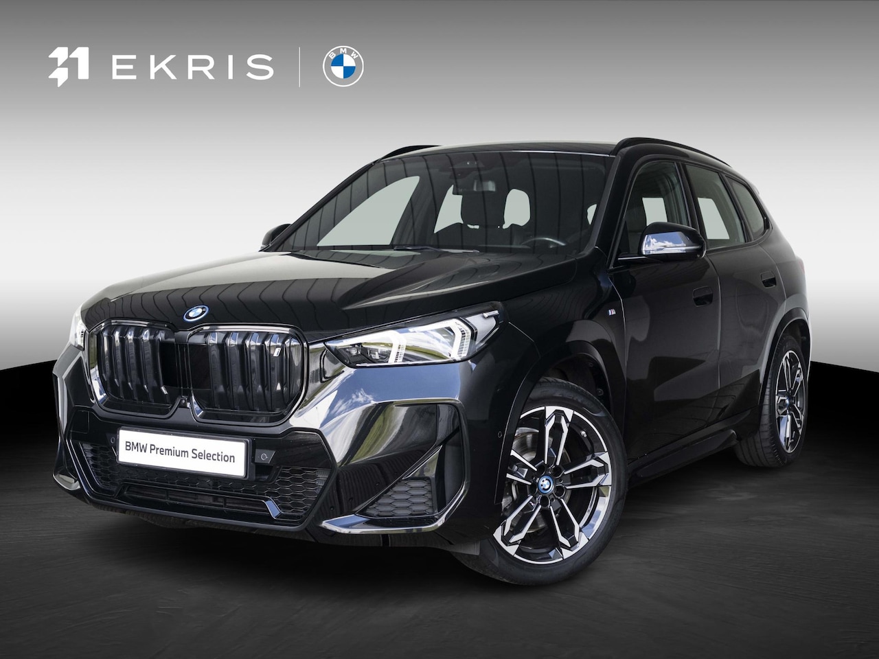 BMW iX1 - xDrive30 | M Sportpakket | Innovation Pack | 19 inch | Comfort Access | Driving Assistant - AutoWereld.nl