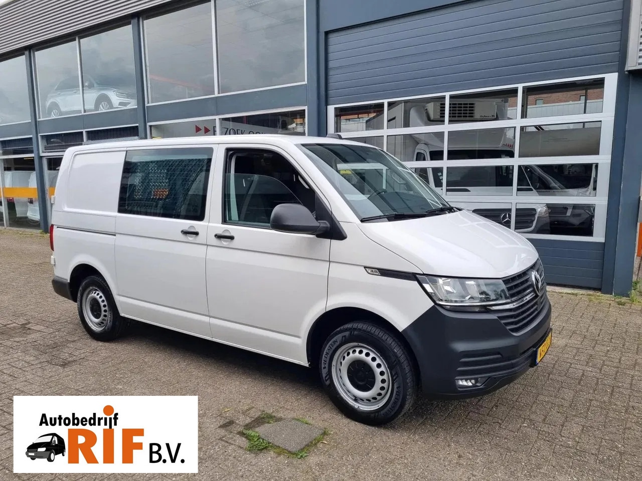 Volkswagen Transporter - 2.0 TDI 150 PK DSG Automaat Euro 6 - AutoWereld.nl