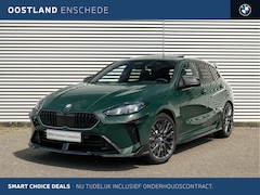 BMW 1-serie - 123 xDrive M Sport Automaat / Panoramadak / M-Performance / Sportstoelen / Head-Up / M Ada