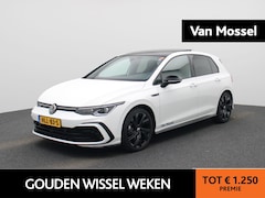 Volkswagen Golf - 1.5 eTSI R-Line Business | Automaat | Panoramadak | Camera | Navigatie | Stoelverwarming |