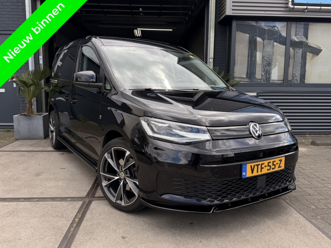 Volkswagen Caddy Cargo - 2.0 TDI DSG 75 Edition LED Virtual Trekhaak Leer! Inruil mogelij - AutoWereld.nl