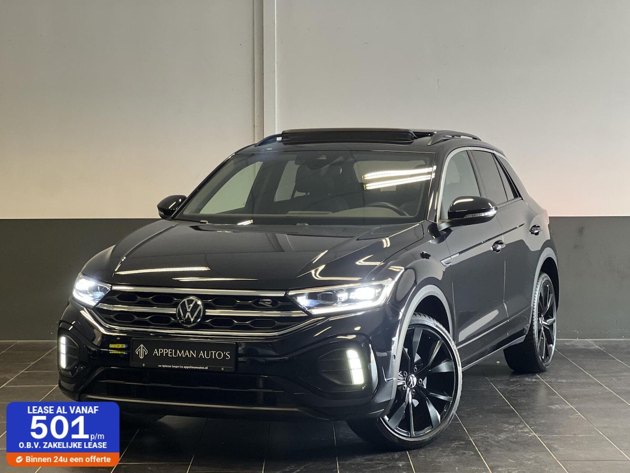 Volkswagen T-Roc - 1.5 TSI 1.5 TSI 3X R-LINE|Trekhaak|Keyless|Stoelmassage|IQ LIGHT|Pano|Elektr.Kofferklep| - AutoWereld.nl