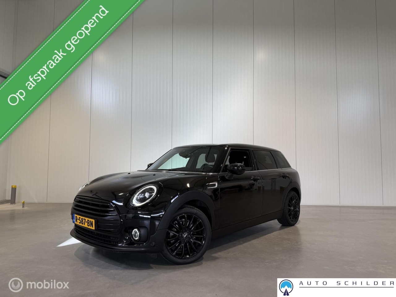 MINI Clubman - 1.5 Cooper Business Edition Automaat, Navi|Led|Keyless|Carplay|Leder|Lmv|Org. NL - AutoWereld.nl