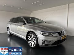 Volkswagen Passat Variant - 1.4 TSI GTE Highline, PANO, T-HAAK, LED