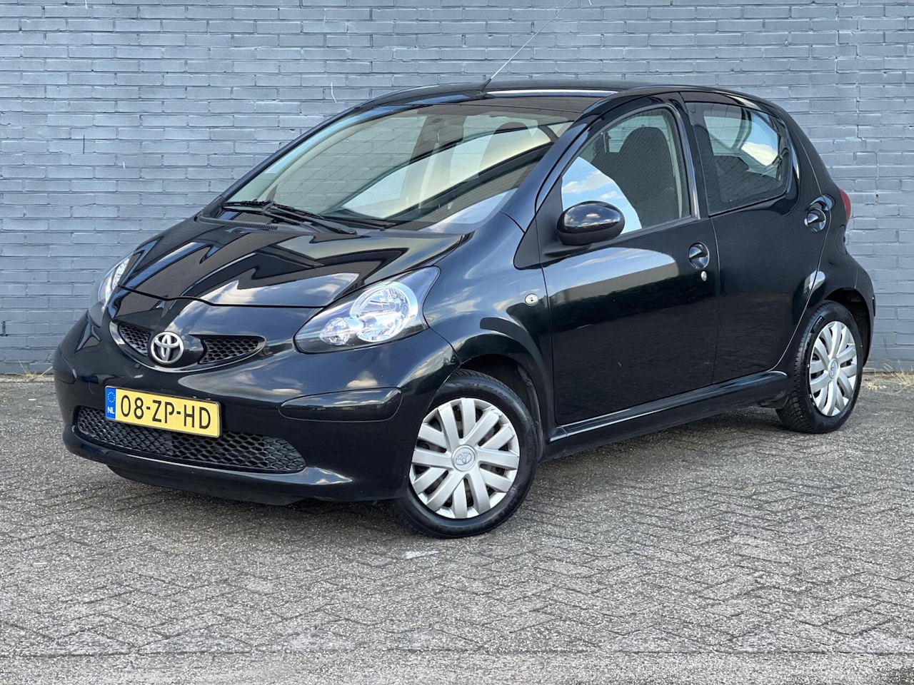 Toyota Aygo - 1.0-12V + Airco Nieuwe APK 5DRS - AutoWereld.nl