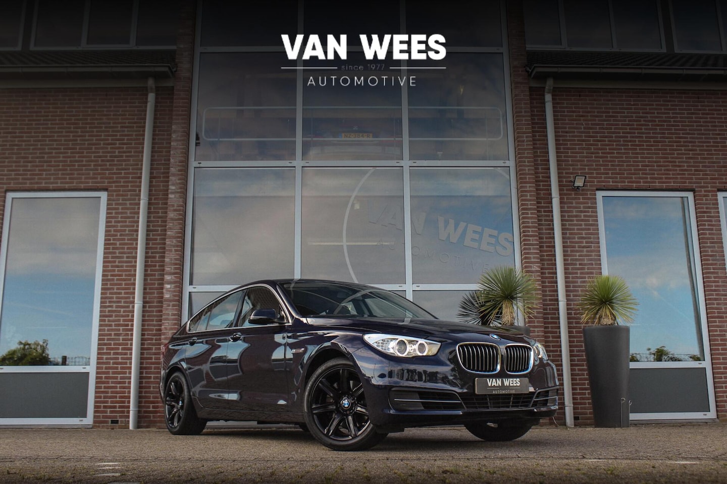 BMW 5-serie Gran Turismo - 535i High Executive | NL auto | Facelift | Camera | Navigatie | Bluetooth | Xenon | PDC | - AutoWereld.nl