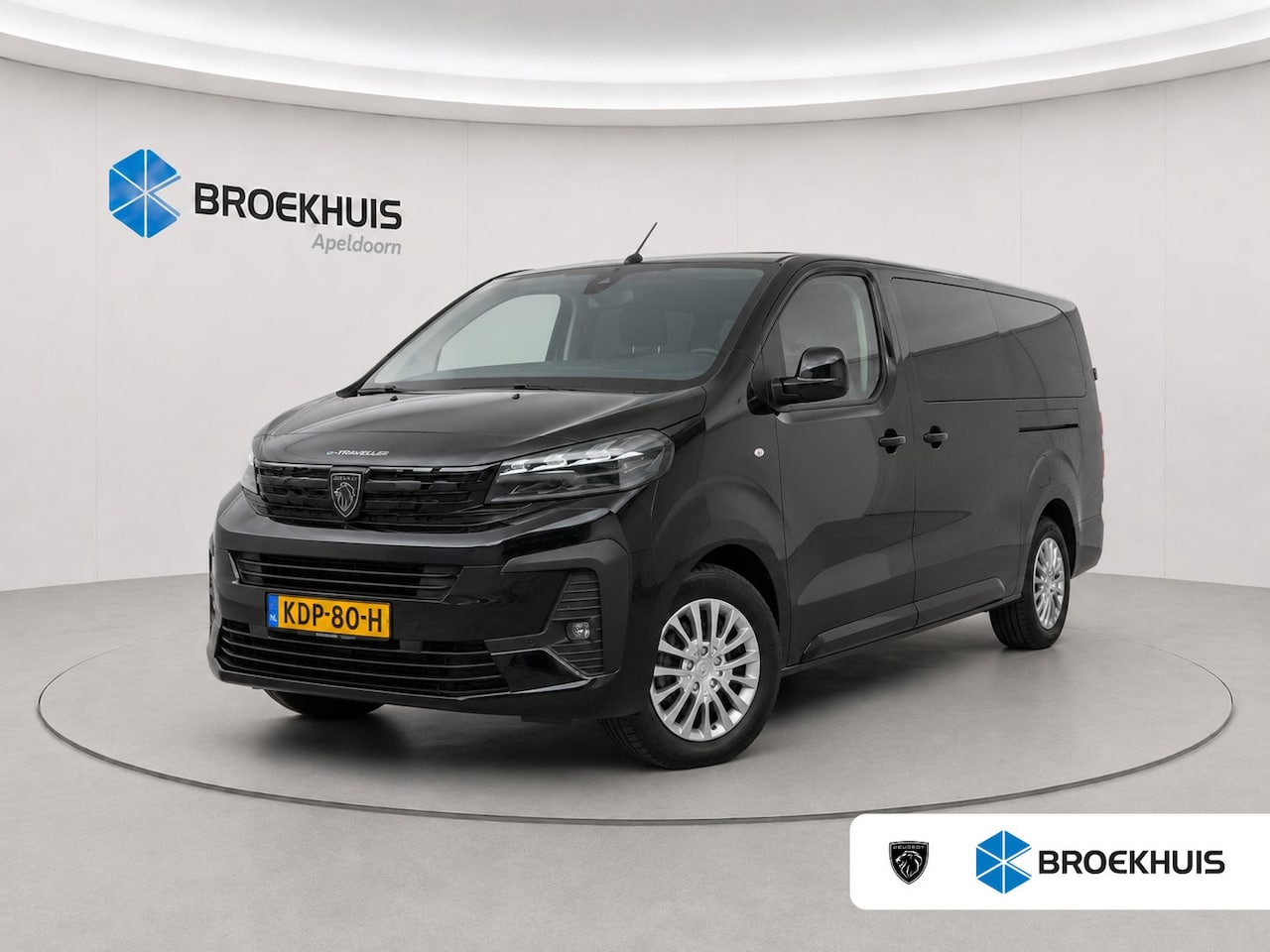 Peugeot e-Traveller - Standard 50 kWh STOEL- EN STUURVERWARMING | NAVI | PARKEERCAMERA | CARPLAY | PDC V+A - AutoWereld.nl