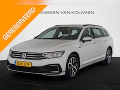 Volkswagen Passat Variant - 1.4 TSI PHEV GTE Business Trekhaak Stoelverwarming Camera Apple CarPlay