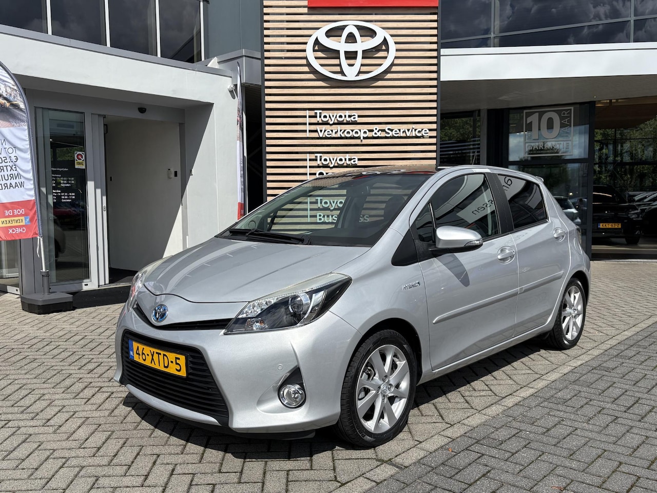 Toyota Yaris - 1.5 Full Hybrid Dynamic 1E EIGENAAR NL-AUTO UNIEKE KM STAND - AutoWereld.nl