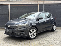 Dacia Sandero - 1.0 Essential Airco / CV afstandsbediend / 11.976 KM NAP 1e eigenaar