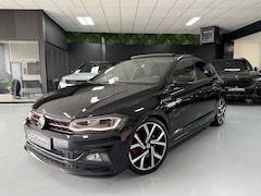 Volkswagen Polo - 2.0 TSI GTI DSG PANO KEYLESS VIRTUAL BEATS