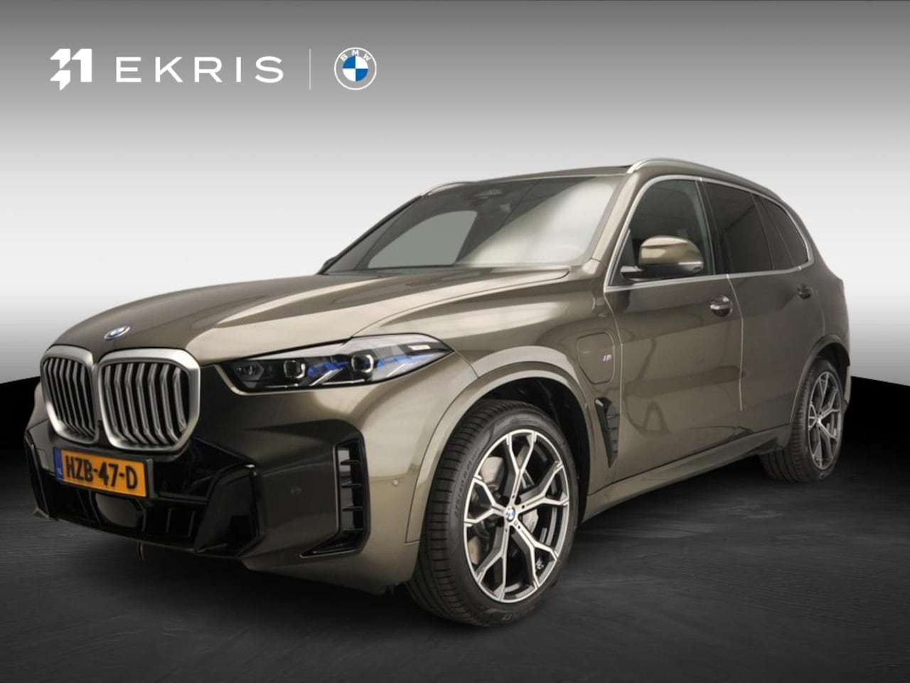 BMW X5 - xDrive50e | M-Sportpakket | LED | HUD | Panoramadak | Trekhaak | Keyless go | DAB | Harman - AutoWereld.nl